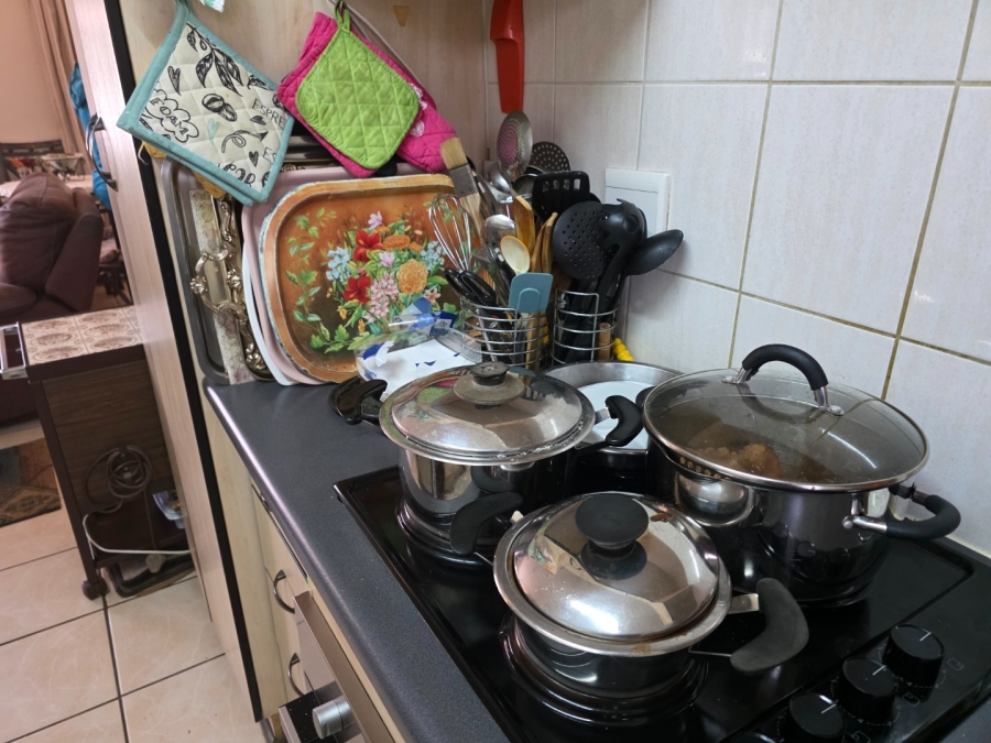 2 Bedroom Property for Sale in Langenhovenpark Free State